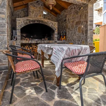 Apartament Ema *