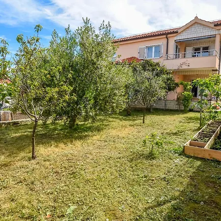 Διαμέρισμα Ema