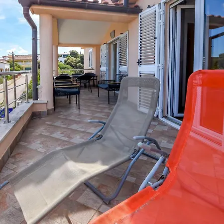 Apartament Ema Ražanj