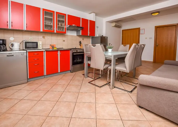 Apartamento Ema Ražanj