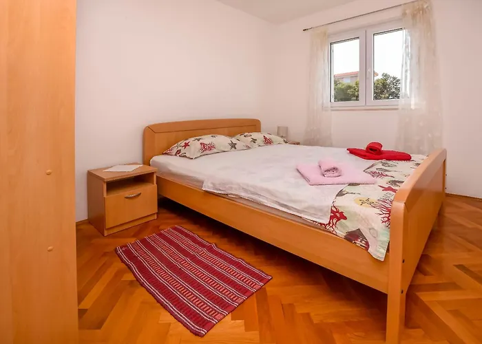 Apartamento Ema Ražanj